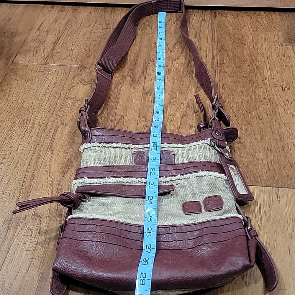 Sherpani Luna Crossbody Bag - Picture 13 of 16